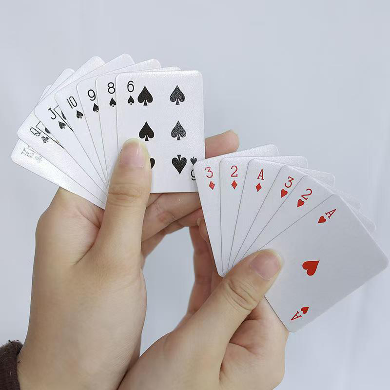 Mini Poker Playing Cards Festi - Party Games Juego avis et prix