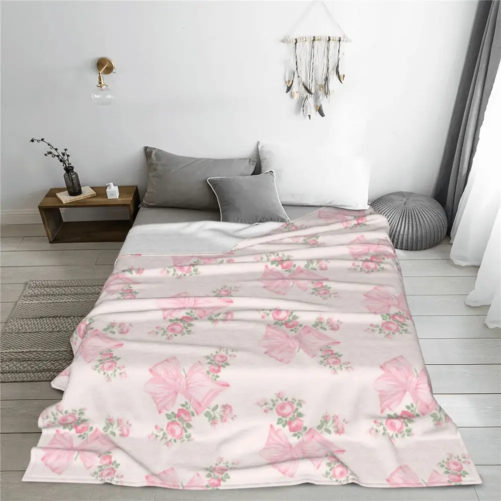 Soft Cozy Pink Bow Floral Flan - Washer Toss Set avis et prix